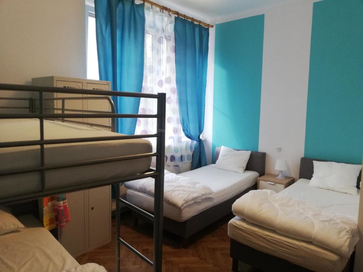 Хостелы Lorf Hostel&Apartments Краков