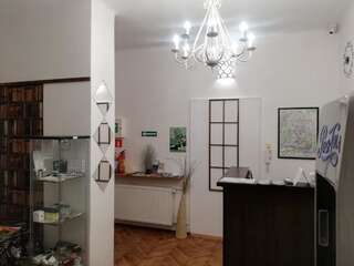 Хостелы Lorf Hostel&Apartments Краков Апартаменты с балконом-5