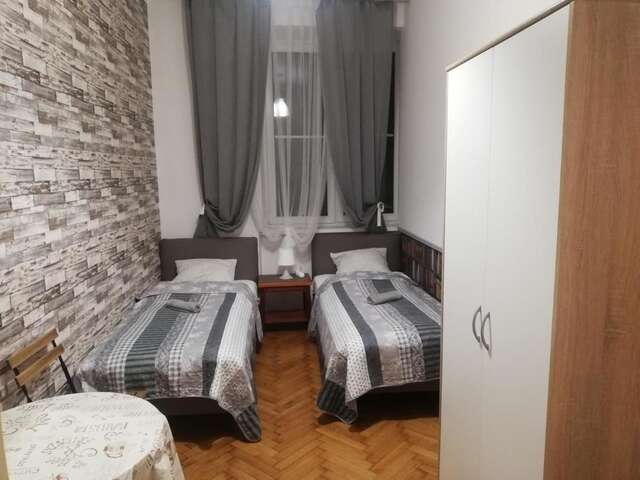 Хостелы Lorf Hostel&Apartments Краков-27