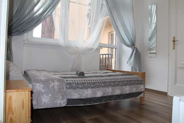 Хостелы Lorf Hostel&Apartments Краков-39